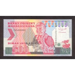 1993 -  Madagascar Pic 72A  2500 Francs =500 Ariary banknote