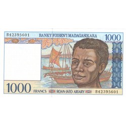 1994 -  Madagascar Pic 76  100 Francs =200 Ariary banknote